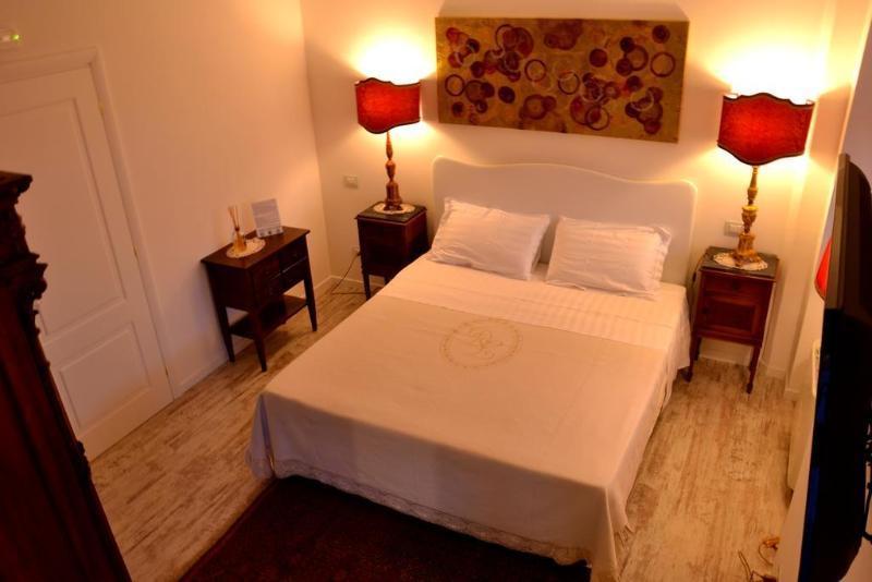 Domus Lina Hotel Fiumicino Ngoại thất bức ảnh